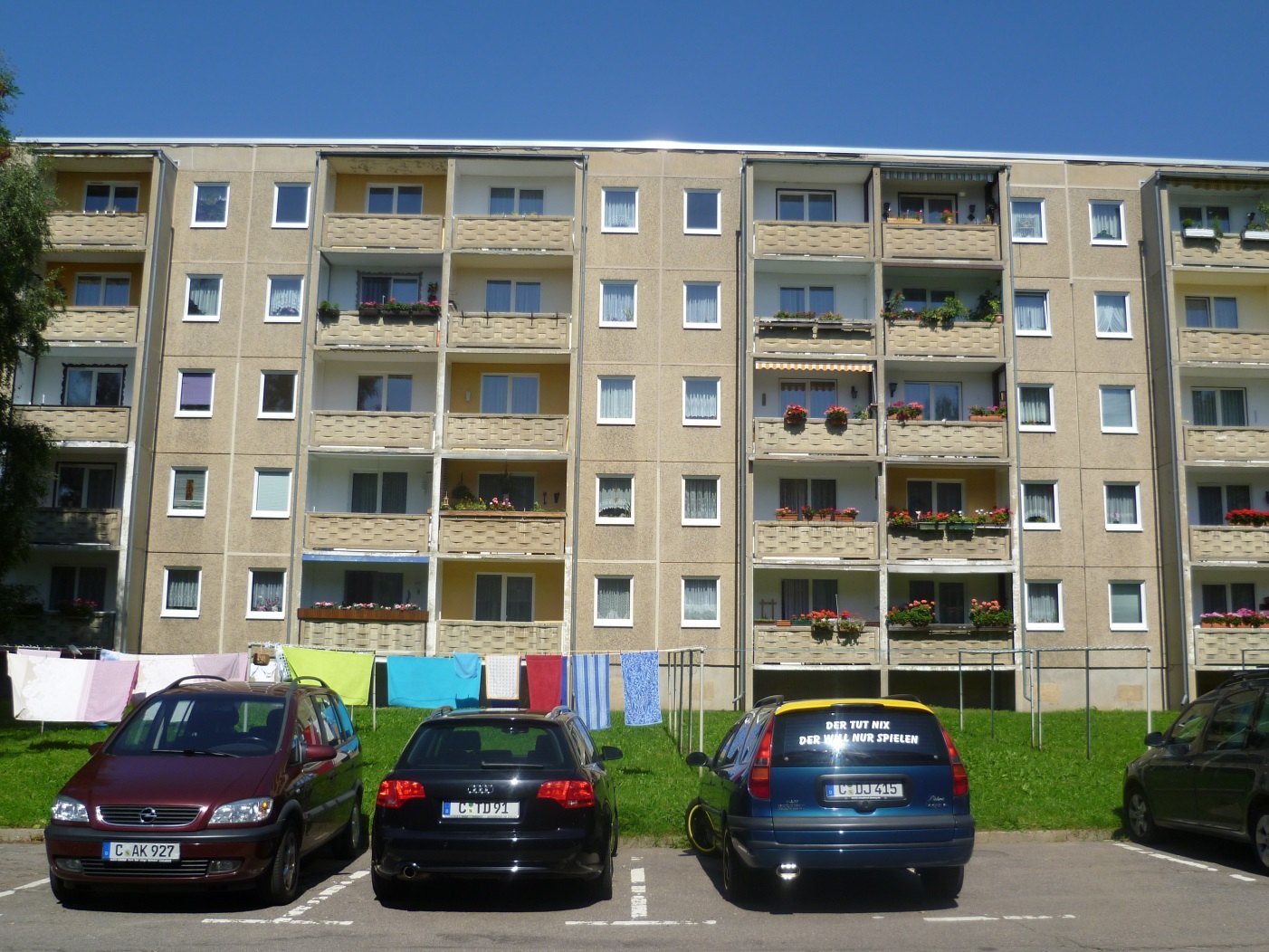 Apartment buildings in Yorckgebiet