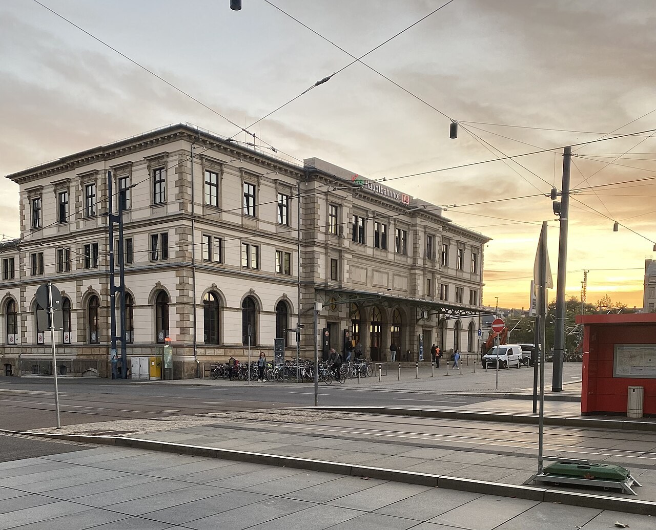 Main building of Chemnitz Hauptbahnhof