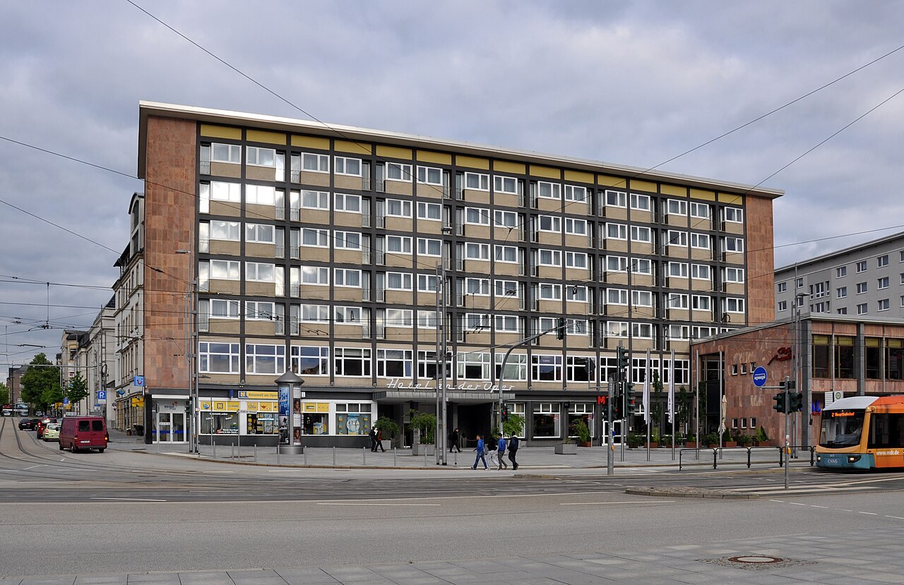 Hotel building beside Theaterplatz in Chemnitz