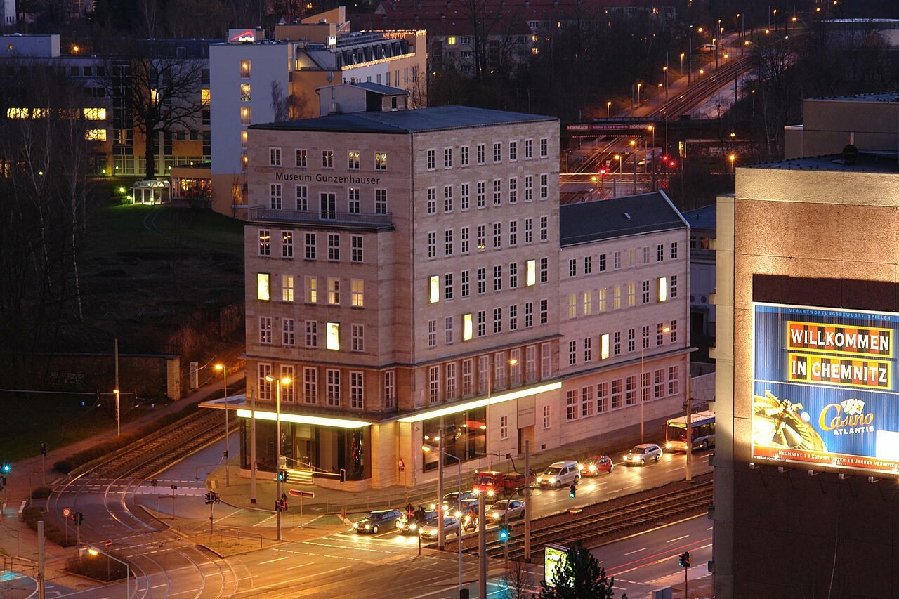 Museum Gunzenhauser in Chemnitz at night