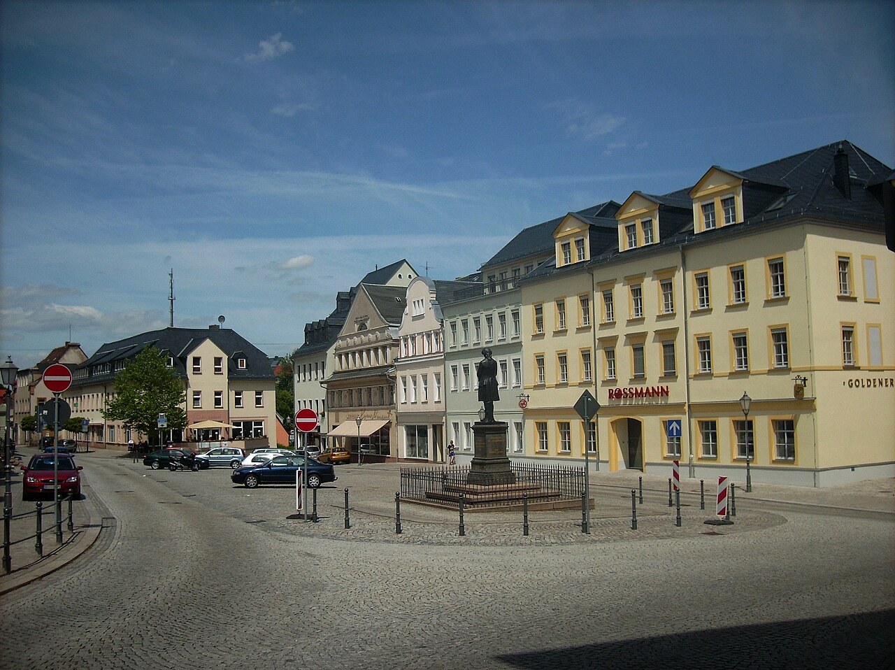 Market square and buildings in Hainichen